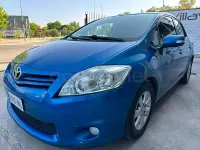 Usado Toyota Auris Active 90 CV (66 kW) 2012 Azul Berlina