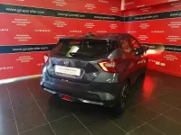 Usado Nissan Micra Acenta 101 CV (74 kW) 2021 Gris SUV
