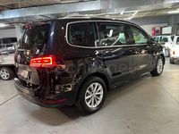 Usado VW Sharan Sportline 150 CV (110 kW) 2016 Negro Monovolumen