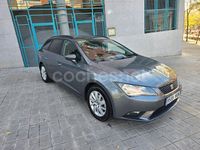Usado Seat Leon Reference 105 CV (77 kW) 2014 Gris / plata Familiar