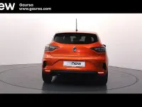 Usado Renault Clio V Evolution 90 CV (66 kW) 2024 Naranja Berlina