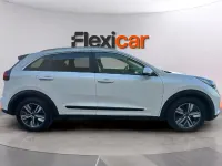 Usado Kia Niro 141 CV (103 kW) 2020 Blanco SUV