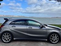 Usado Mercedes A45 AMG 381 CV (280 kW) 2017 Gris / plata Berlina