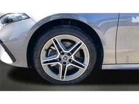 Usado Mercedes A180 AMG line 136 CV (100 kW) 2024 Gris Berlina