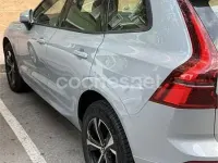Usado Volvo XC60 Core 250 CV (183 kW) 2025 Gris / plata SUV