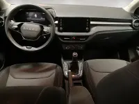Usado Skoda Fabia Selection 95 CV (69 kW) 2025 Azul Utilitario