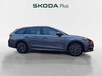 Usado Skoda Octavia Selection 150 CV (110 kW) 2024 Gris Familiar