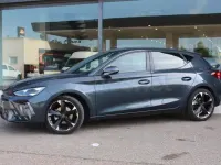 Usado Cupra Leon 150 CV (110 kW) 2024 Gris / plata Berlina