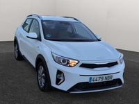 Usado Kia Stonic 101 CV (74 kW) 2025 Blanco SUV