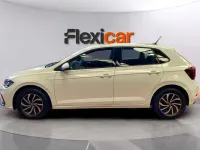 Usado VW Polo Life 95 CV (69 kW) 2023 Blanco Utilitario