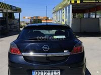 Usado Opel Astra GTC Sport 120 CV (88 kW) 2007 Negro Berlina