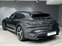 Usado Porsche Taycan 4 Cross Turismo Cross Turismo 280 kW (381 CV) 2022 Gris Familiar