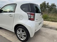 Usado Toyota iQ 99 CV (72 kW) 2010 Blanco Utilitario
