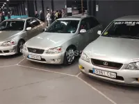 Usado Lexus IS200 155 CV (114 kW) 2002 Gris / plata Berlina