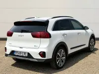 Usado Kia Niro 141 CV (103 kW) 2022 Blanco SUV