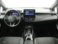 Usado Toyota Corolla Advance 180 CV (132 kW) 2021 Blanco Familiar