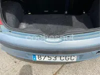Usado Fiat Punto Dynamic 60 CV (44 kW) 2003 Azul Utilitario