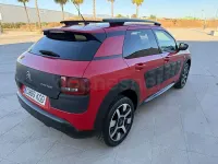 Usado Citroën C4 Shine 100 CV (73 kW) 2017 Rojo Berlina
