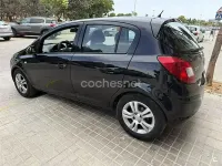 Usado Opel Corsa 80 CV (58 kW) 2008 Negro Utilitario