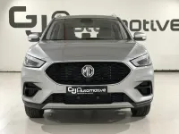 Käytetty MG ZS Comfort 106 HP (77 kW) 2023 Harmaa Sedan