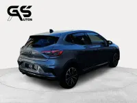Usado Renault Clio Techno 90 CV (66 kW) 2025 Gris Utilitario