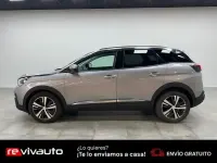 Usado Peugeot 3008 Allure 130 CV (95 kW) 2020 Gris / plata SUV