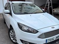 Usado Ford Focus Trend 125 CV (91 kW) 2016 Blanco Familiar