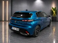 Usado Peugeot 308 Allure 130 CV (95 kW) 2024 Azul Berlina