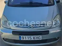 Usado Citroën Xsara Picasso 110 CV (80 kW) 2006 Verde Monovolumen