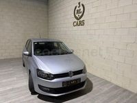 Usado VW Polo Advance 70 CV (51 kW) 2011 Gris / plata Utilitario