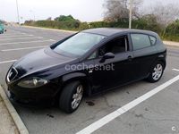 Usado Seat Leon Sport 102 CV (75 kW) 2008 Negro Utilitario
