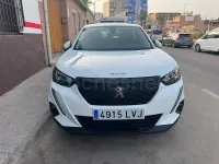 Usado Peugeot 2008 Active 110 CV (80 kW) 2021 Blanco SUV
