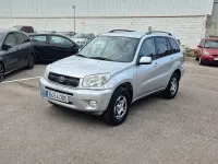 Usado Toyota RAV4 Luna 125 CV (91 kW) 2004 Gris / plata SUV