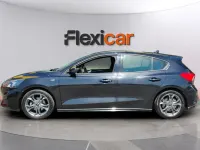 Usado Ford Focus ST-Line 125 CV (91 kW) 2020 Negro Berlina