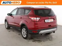 Begagnad Ford Kuga Titanium 150 HK (110 kW) 2017 Röd SUV