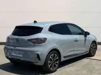 Usado Renault Clio V Techno 90 CV (66 kW) 2025 Gris Berlina