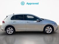 Usado VW Golf VIII Life 110 CV (80 kW) 2024 Gris / plata Berlina