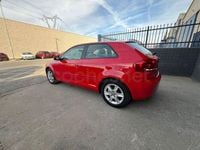 Usado Audi A3 Attraction 105 CV (77 kW) 2010 Rojo Utilitario