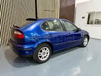 Usado Seat Leon Stella 90 CV (66 kW) 2004 Azul Utilitario