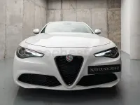 Usado Alfa Romeo Giulia 136 CV (100 kW) 2018 Blanco Berlina