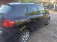 Usado Seat Altea Reference 105 CV (77 kW) 2010 Negro Monovolumen