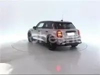 Usado Mini Cooper 136 CV (100 kW) 2022 Beige Utilitario