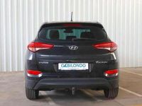 Usado Hyundai Tucson 132 HP (97 kW) 2015 Preto SUV