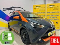 Usado Toyota Aygo X-cite 72 CV (52 kW) 2021 Gris Utilitario
