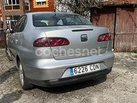 Usado Seat Cordoba Sport 130 CV (95 kW) 2003 Gris / plata Berlina