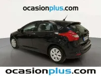 Usado Ford Focus Trend 95 CV (69 kW) 2014 Negro Utilitario