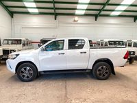 Käytetty Toyota HiLux 150 HP (110 kW) 2017 Valkoinen Nouto