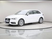 Käytetty Audi A3 Attraction 150 HP (110 kW) 2016 Valkoinen Sedan