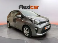Usado Kia Picanto 67 CV (49 kW) 2023 Gris Utilitario