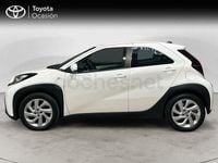 Usado Toyota Aygo X Play 72 CV (52 kW) 2024 Blanco SUV